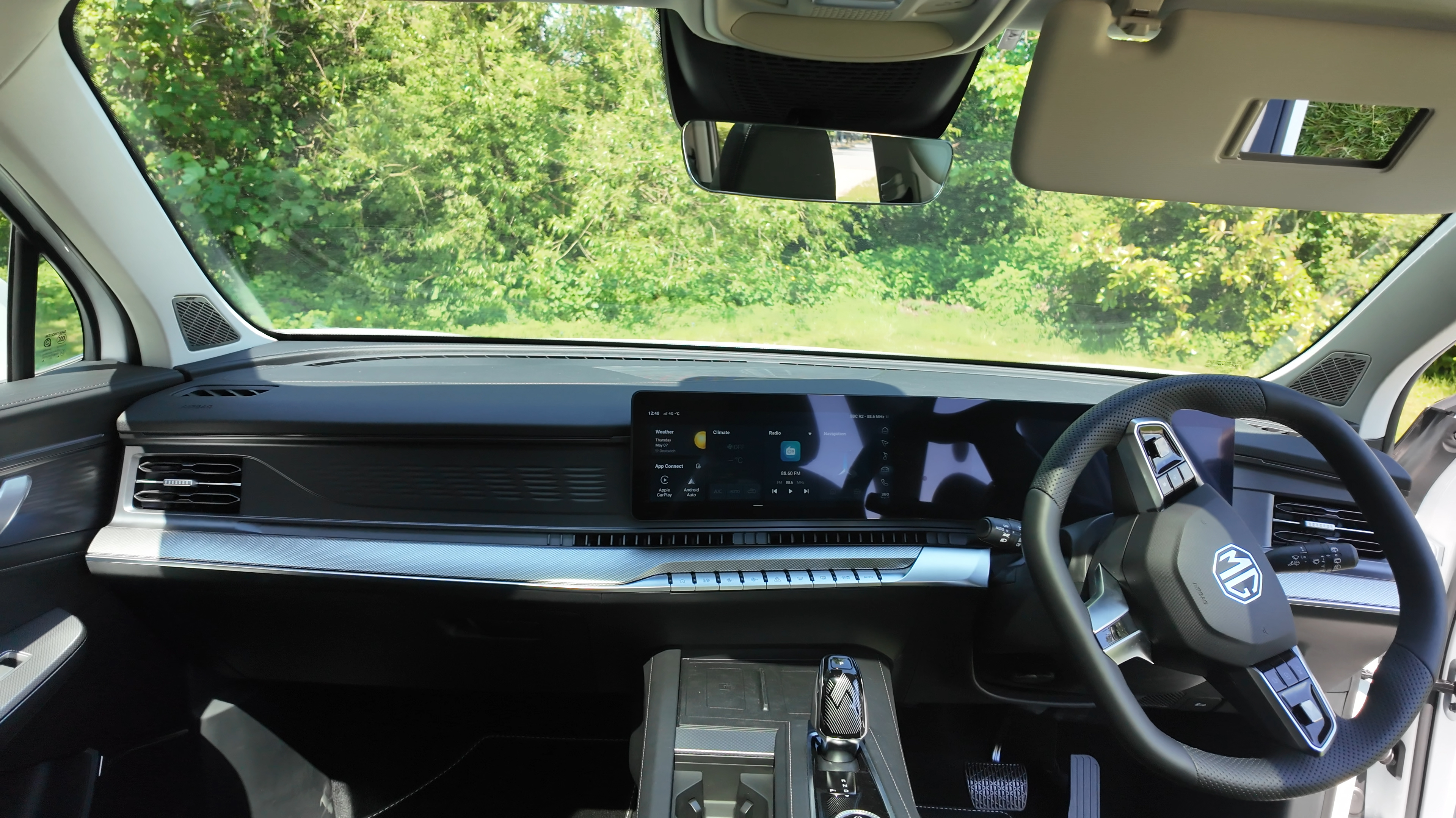 Interior mgs9 .jpg